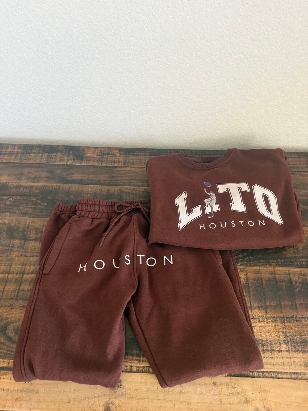 LITO Streetwear Houston Brown Sweatshirt Jogger Set Size S Graphic Tracksuit